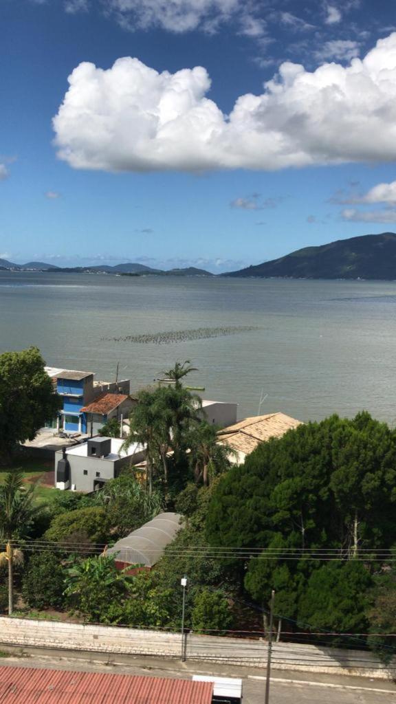 Apartamento Na Palhoca, Com Vista Para O Mar, Proximo A Mercados, Padarias E Farmacias. ภายนอก รูปภาพ