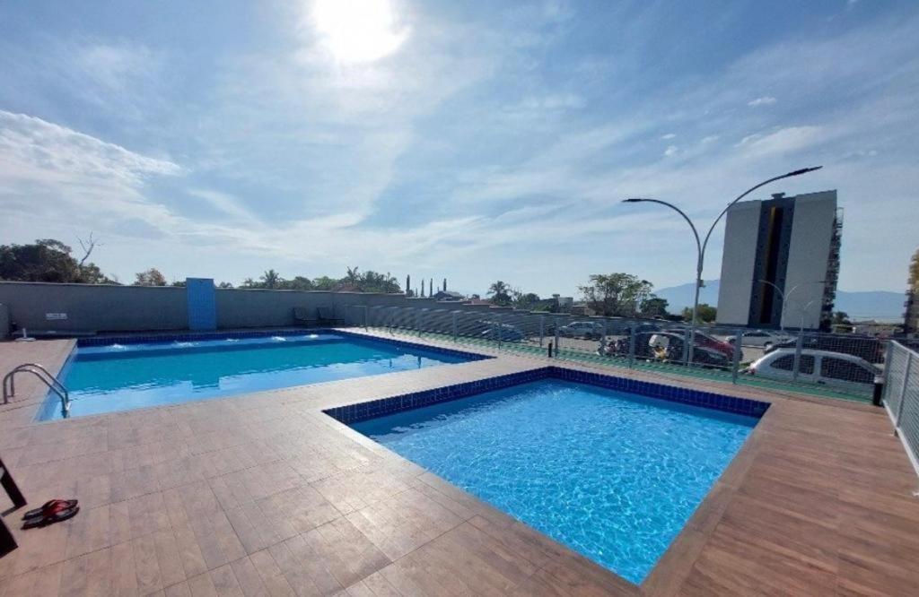 Apartamento Na Palhoca, Com Vista Para O Mar, Proximo A Mercados, Padarias E Farmacias. ภายนอก รูปภาพ